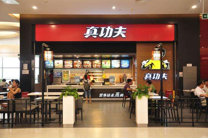 杨兴国：敢于挑战洋快餐品牌的真功夫
